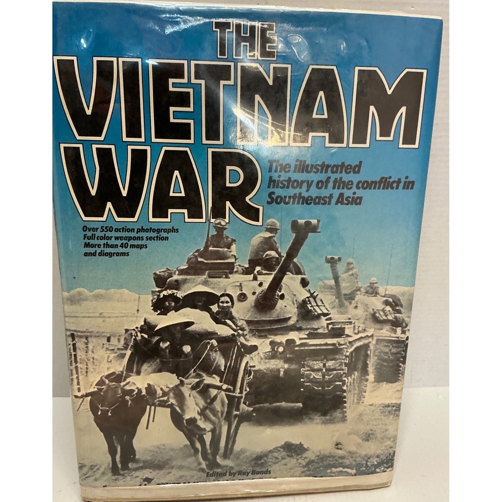 Crown Vintage The Vietnam War Illustrated History Book Ray Bonds 1979 Hardcover